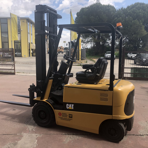 Caterpillar EP25K pac