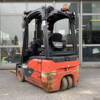 Linde E14-02 - 2