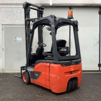 Linde E15-02 - 2