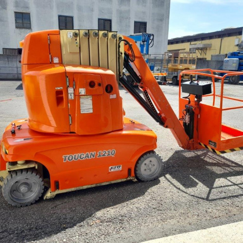 JLG Toucan 1210