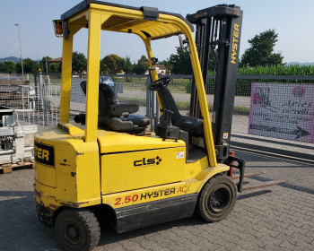 Hyster J2.50XM-717 Hyster