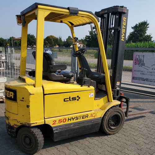 Hyster J2.50XM-717