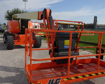 JLG 800 AJ JLG