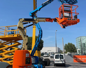 JLG E300AJP JLG