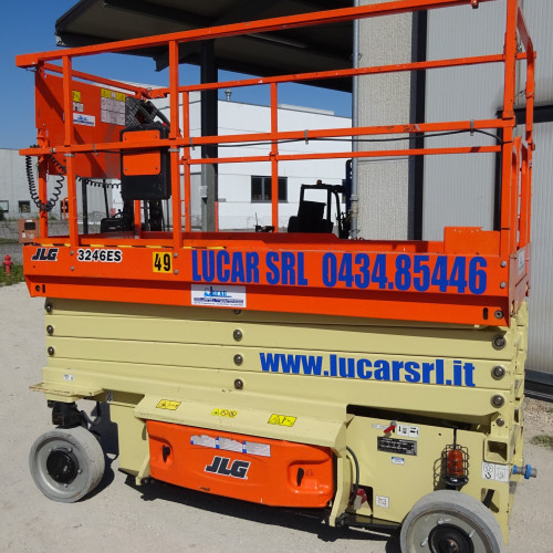 JLG 3246 ES