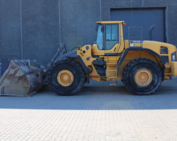 VOLVO L220G VOLVO