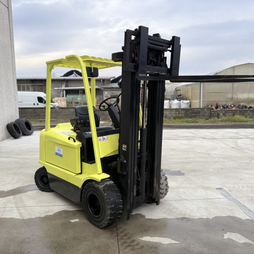 Hyster J2.50XM-717